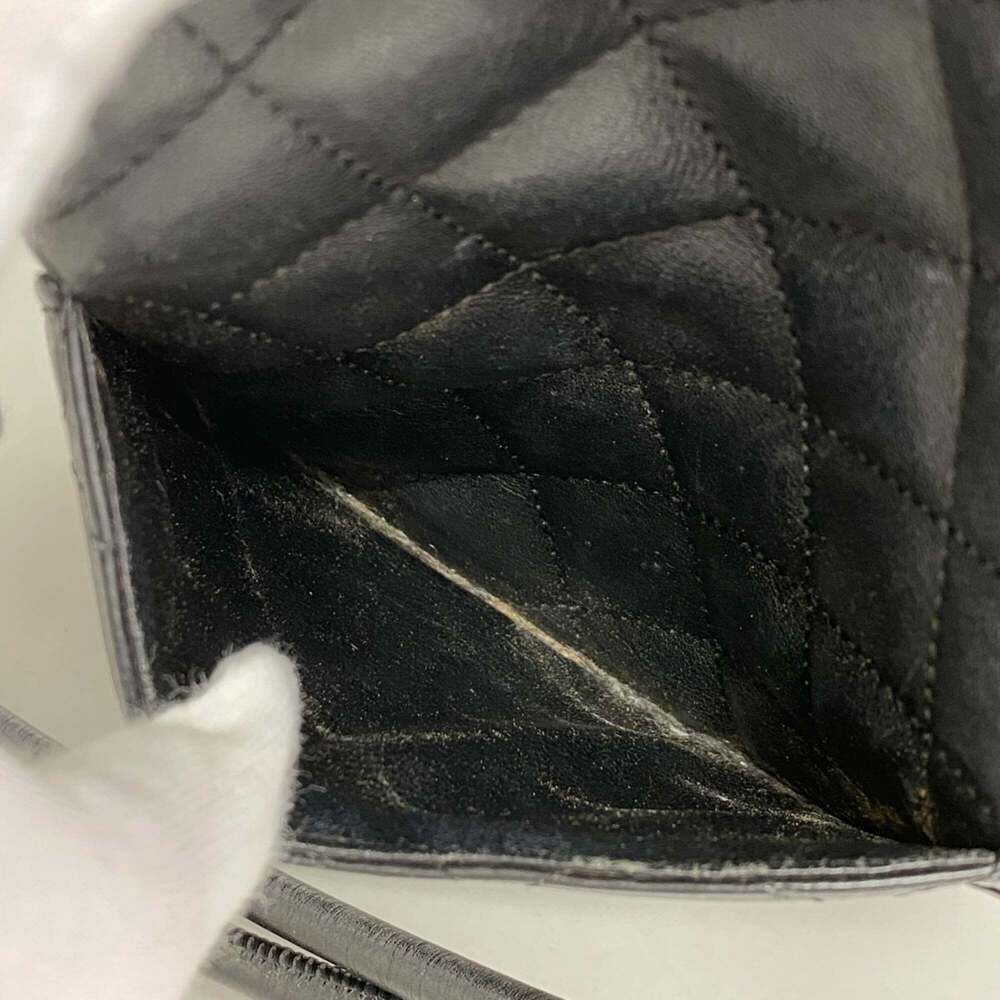 CHANEL Black Lambskin Leather Shoulder Bag - Picture 12 of 15